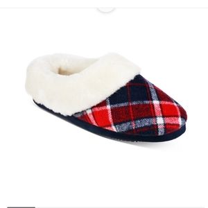 ISOTONER PLAID PAIGE HOODBACK SLIPPERS NIB SIZE MEDIUM